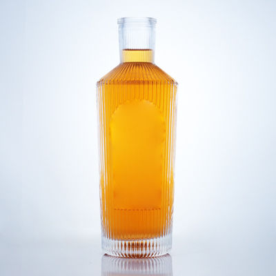 Botella de vidrio de sílex de diseño único de 700 ml para ginebra ron champán brandy whisky licor