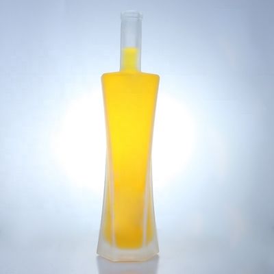 Botellas de vidrio de vodka y whisky de 750 ml con corcho para almacenamiento de bebidas