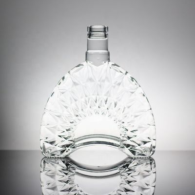 Botella de vidrio femenina de belleza en forma personalizada para aficionados y conocedores del vino