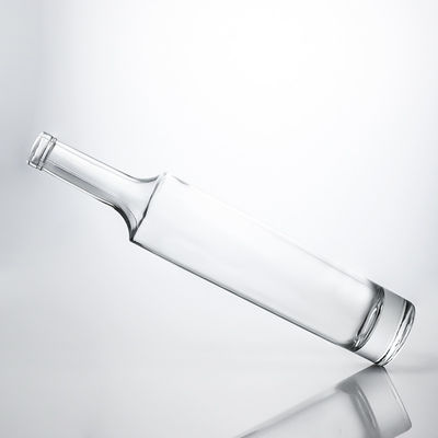 Collar de vidrio único material de cuello largo botella de alcohol para whisky vodka tequila gin ron