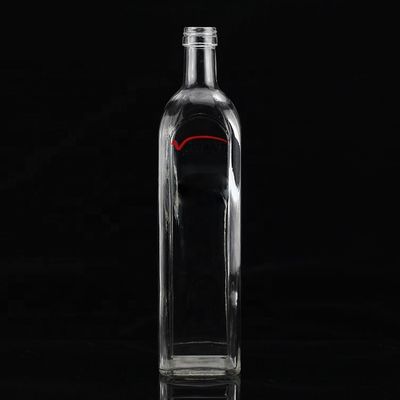 Botella de vidrio cuadrada de 500 ml de aceite de oliva virgen extra con manipulación de superficie personalizada