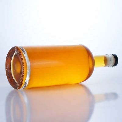 Botella de vidrio de licor transparente de 500 ml y 700 ml para Whisky Rum Gin Brandy