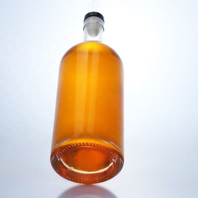 Botella de vidrio de licor transparente de 500 ml y 700 ml para Whisky Rum Gin Brandy