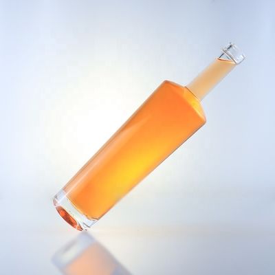 Botella de vidrio de sílex de cuello largo de 750 ml con corchos y manipulación de la superficie de grabado ácido