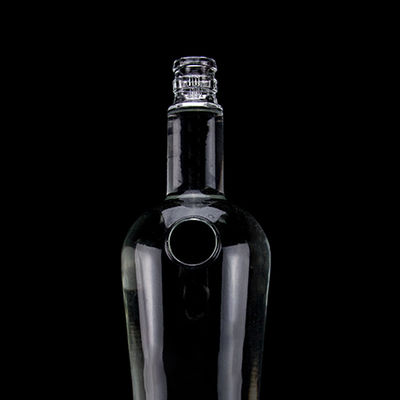 500ml700ml750ml Botella de whisky transparente con diseño único de vidrio de Super Flint