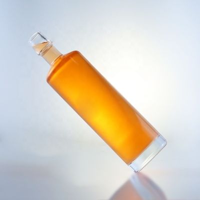 Botellas de vidrio para bebidas chinas de 750 ml de tipo de sellado de corcho extra de sílex para vodka