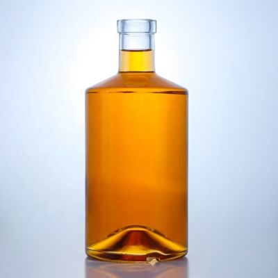 Botella de vino de forma ovalada y clara 500 ml 700 ml 750 ml con tapones para bebidas