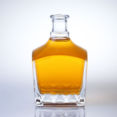 Botella de vidrio de whisky de 750 ml para la selección de whisky tradicional