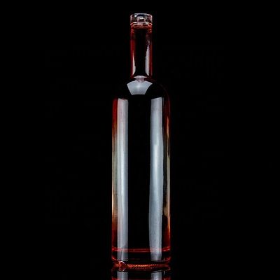 Color rojo de revestimiento Botella de vidrio de tequila de 750 ml con diseño único y corcho