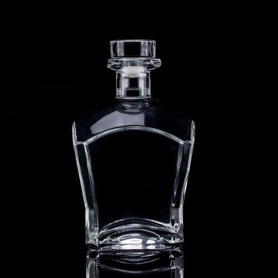 Botella de whisky de vidrio de sílex de 700 ml 750 ml con tapones de corcho