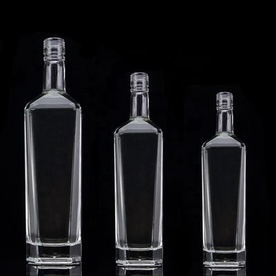 Botella de whisky de vidrio Cuadrada 700 ml Fondo grueso 750 ml 500 ml Botellas de tequila para bebidas espirituosas