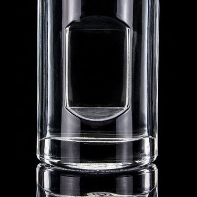Botella de vidrio de vodka de 750 ml de forma personalizada con tapa de corcho y acabado redondo transparente