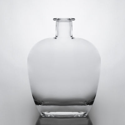 Forma personalizada aceptable Botella de licor de vidrio para brandy Tequila Logotipo personalizado aceptable