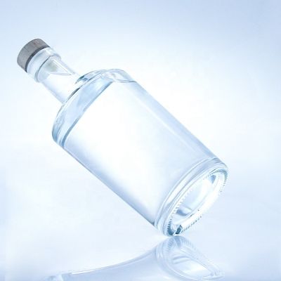 Material de collar Vidrio 750 ml Botellas de vidrio de forma torcida para transparencia o personalizado