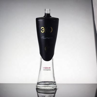 Botella de vidrio de vodka en forma de mujer con decal y variedad de opciones de capacidad