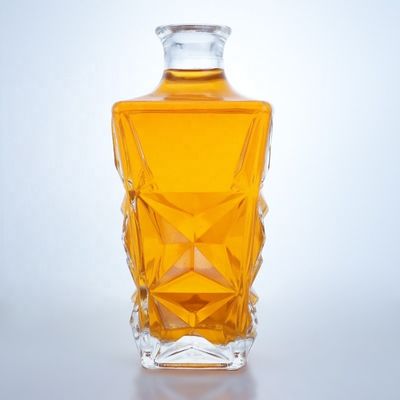 375 ml 500 ml 700 ml 750 ml 1000 ml Gin de licor de Oslo Botella de whisky de vidrio de vodka con tapa de corcho