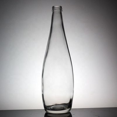 Botella de agua de vidrio de 500 ml para bebidas blandas con diseño transparente y tapa de tornillo