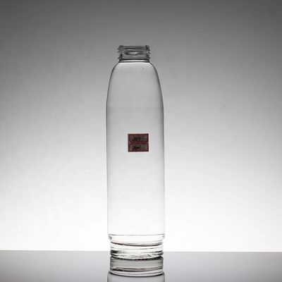 Botella de agua de vidrio de 500 ml para bebidas blandas con diseño transparente y tapa de tornillo