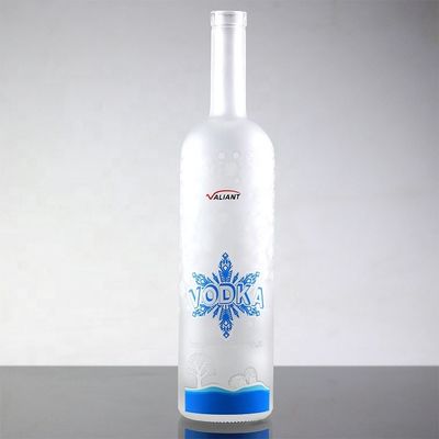 Botella de vodka de vidrio industrial congelado de 750 ml para su fabricación y comercialización