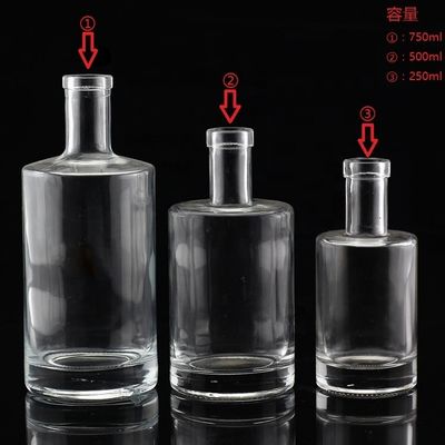 Botella de vidrio transparente de vodka industrial con cuello corto y cuerpo gordo 500 ml 750 ml