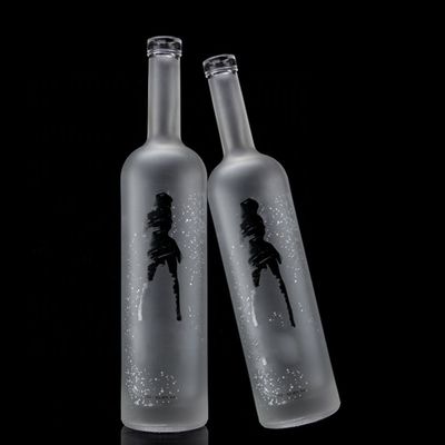 Botella de vodka de vidrio de 750 ml y 500 ml de impresión decal con diseño congelado y material base
