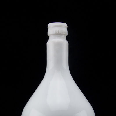 Botella de vidrio de ron con corcho de 700 ml de superficie de congelación personalizada
