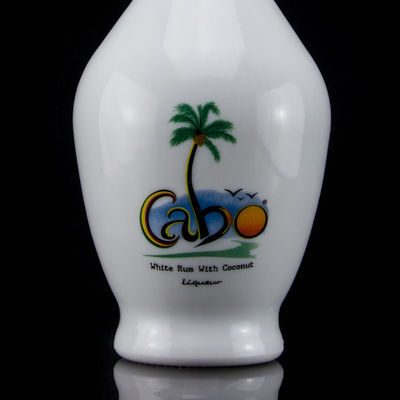 Botella de vidrio de ron con corcho de 700 ml de superficie de congelación personalizada