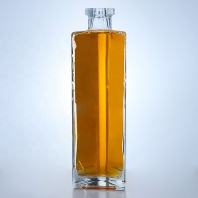 Material del cuello Vidrio vacío Botella de vino de vidrio de 750 ml con acabado superior de corcho