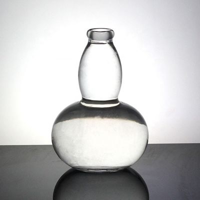 Botella de vidrio de perfume de lujo Logotipo aceptable con botella vacía de forma personalizada