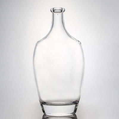Botella de whisky con tapa de tornillo