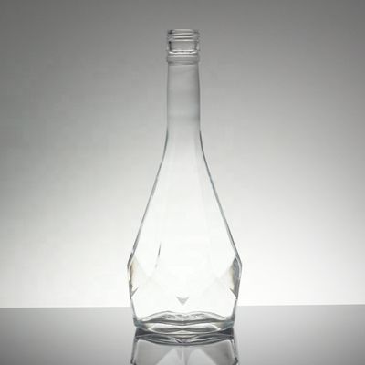 Botella de vidrio de 50 cl Estampado en caliente Vino de estilo cerámico Botella de bebidas para bebidas 700ml