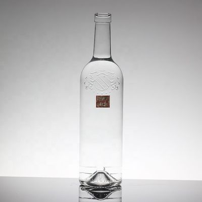 Material del cuello Vidrio 700 ml 750 ml Botella de vino de moda para licor