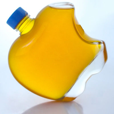 Botella de vidrio en forma de manzana con tapa personalizada para vodka y tequila whisky en vidrio de piedra