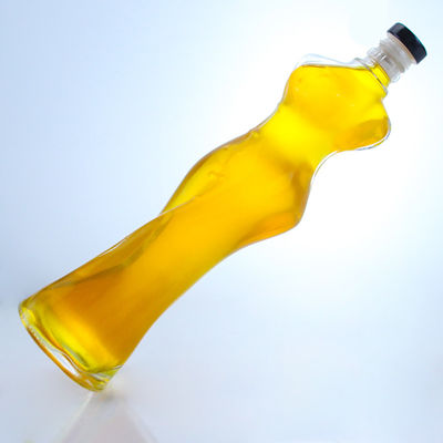 Botella de licor de vidrio de forma corporal de mujer para ginebra, ron, brandy y cuello Material de vidrio