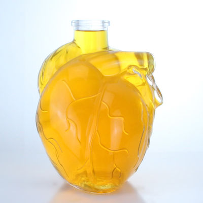 Botella de licor de vidrio en forma de corazón clara o personalizada para bebidas whisky vodka brandy