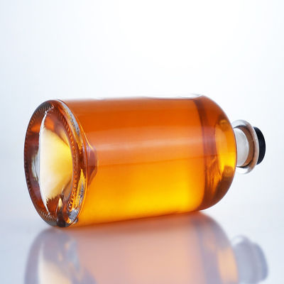 Collar de vidrio 750 ml Cuello corto redondo en forma vacía, clara, pinza, ginebra, ron, champán, licores, bebidas alcohólicas botella con corcho