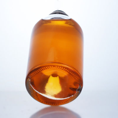 Collar de vidrio 750 ml Cuello corto redondo en forma vacía, clara, pinza, ginebra, ron, champán, licores, bebidas alcohólicas botella con corcho