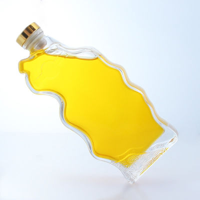 Botella de vidrio de forma especial clara o personalizada para Whisky Vodka Brandy