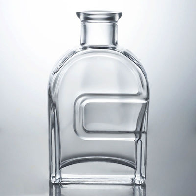 Botella de licor de vidrio Squircle personalizada para ginebra, ron, brandy, vodka y corcho incluido