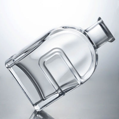 Botella de licor de vidrio Squircle personalizada para ginebra, ron, brandy, vodka y corcho incluido