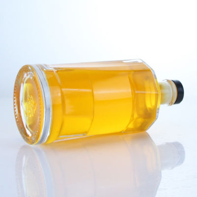 Botella de vidrio transparente con corcho para whisky vodka tequila gin ron hecho en claro o a medida