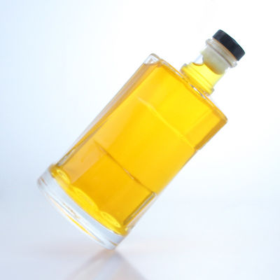 Botella de vidrio transparente con corcho para whisky vodka tequila gin ron hecho en claro o a medida