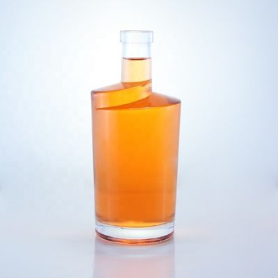 2023 Botellas de vidrio transparentes Botellas de bebida de vidrio con material base congelado Logotipo personalizado