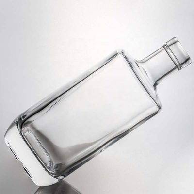 Collar de vidrio Gin Cuadrado Whiskey Rum Vino Vodka Botella 750 ml con corcho sintético