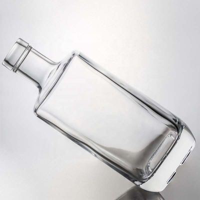Collar de vidrio Gin Cuadrado Whiskey Rum Vino Vodka Botella 750 ml con corcho sintético