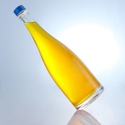 Logotipo personalizable Botella de vidrio con tapa de tornillo transparente para whisky vodka tequila gin ron