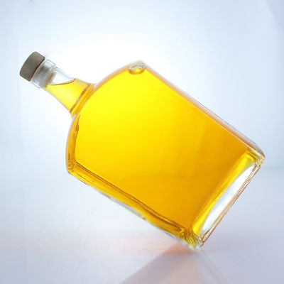 Botella de vidrio de forma plana para whisky, vodka, tequila, ginebra y ron hecha de vidrio