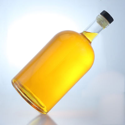 Logotipo personalizado Botella de vidrio con tapa de tornillo de gran capacidad para whisky vodka tequila gin ron