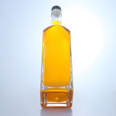 Botella de vidrio de sílex de forma cuadrada en color claro para vodka whisky tequila gin