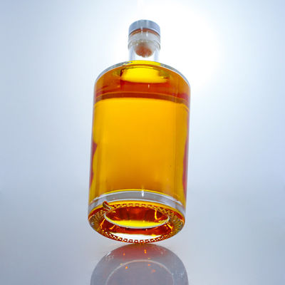 Botella de licor de vidrio de Super Flint de forma popular para vodka whisky ron tequila gin hecho